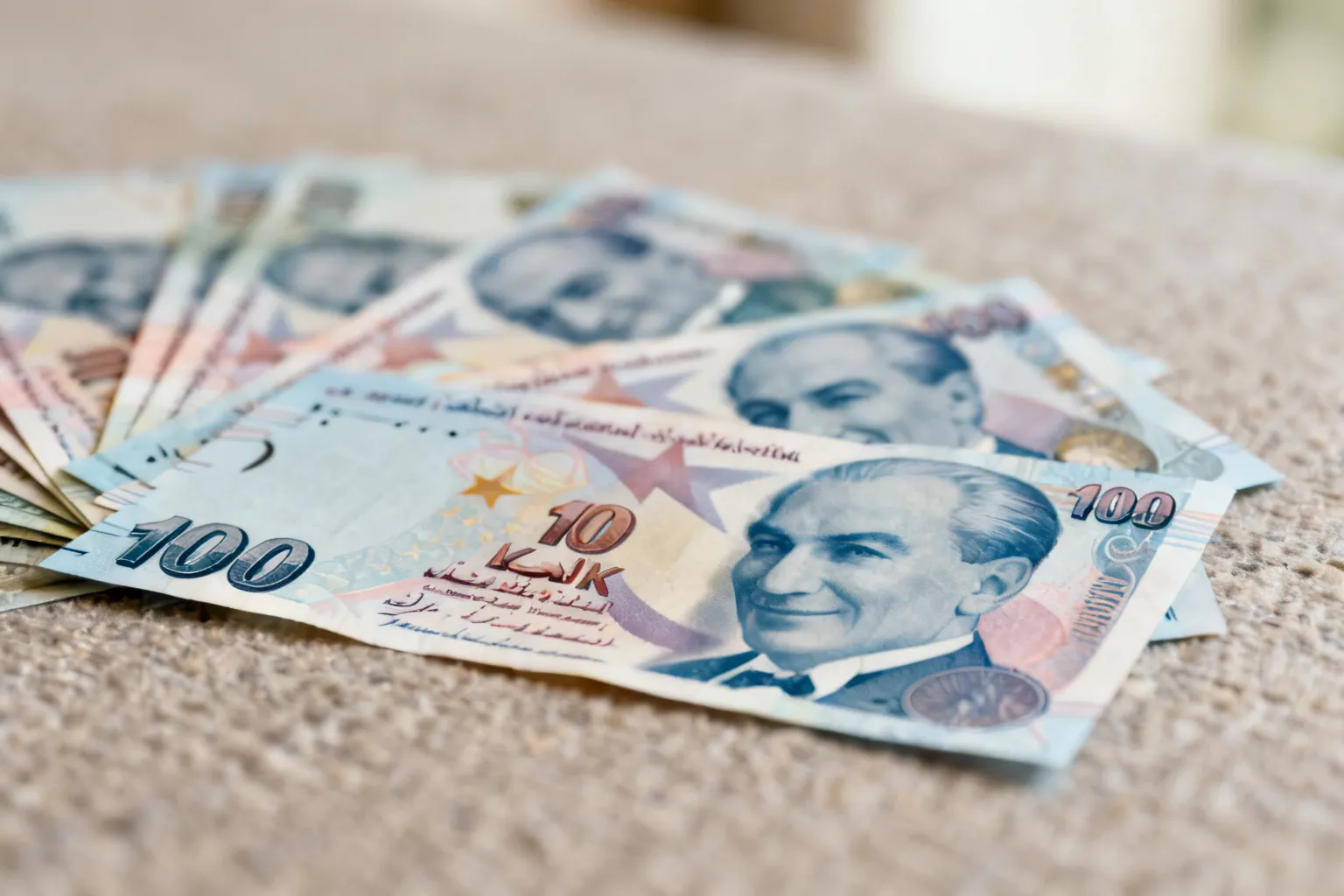 Jakie pieniądze są w Turcji? Wszystko o walucie tego kraju